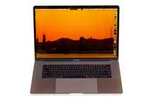 MacBook Pro i7 2.9 | 15' | 512gb | 16Gb RAM | Radeon PRO 560 4GB | PT
