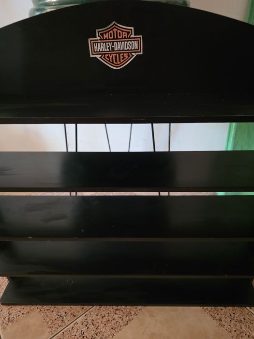 Estante para motas de coleçao