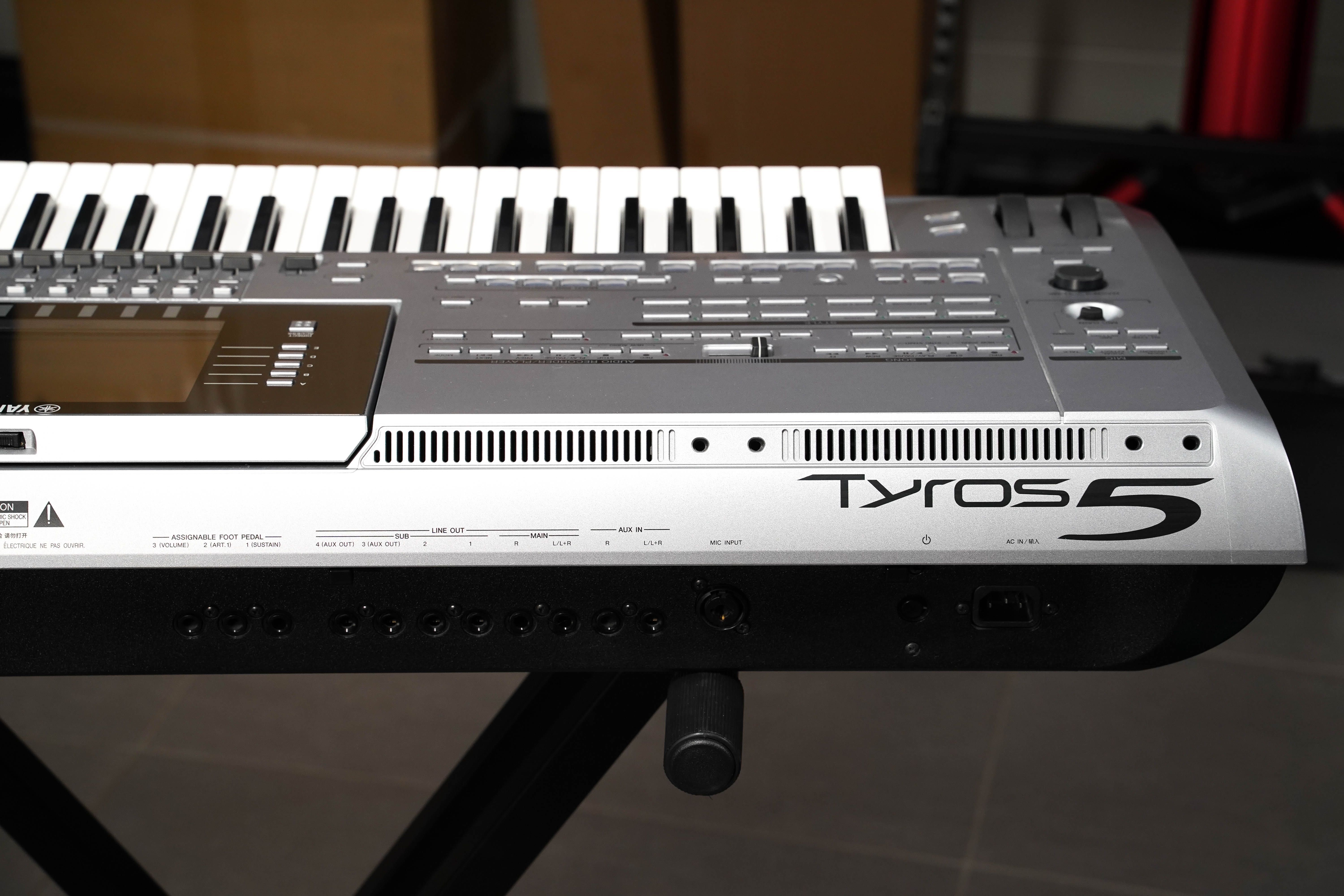 YAMAHA TYROS 5 + TRS-MS05 + MEGA pakiety Styli + Flash 1GB