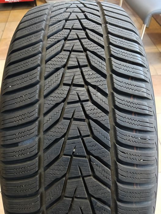 Opona 235/55R18 Hankook I Cept Evo 3 3