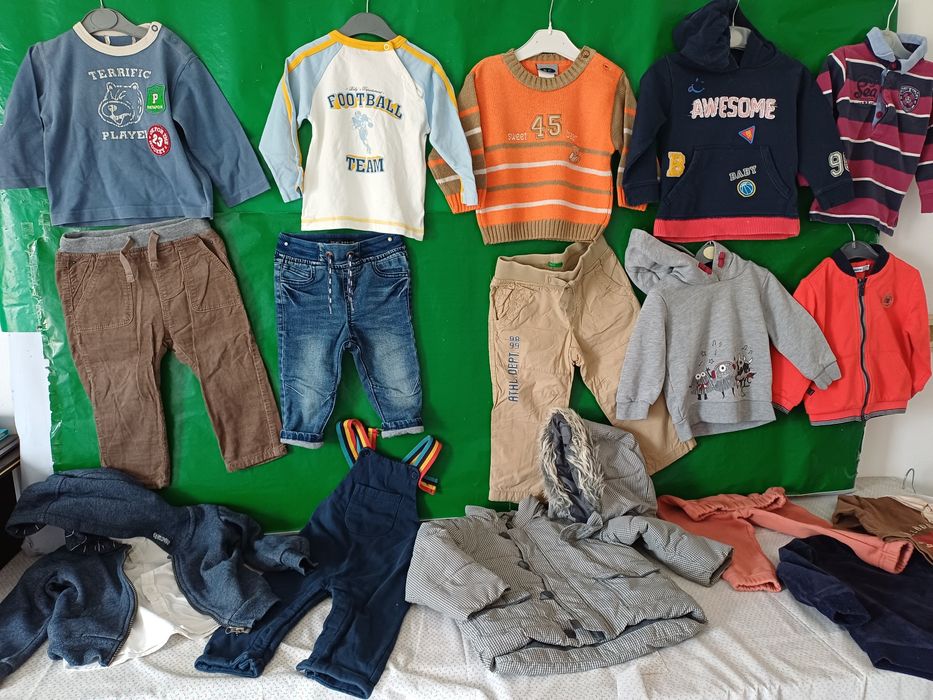 Lote de roupinhas 12 a 18 meses.