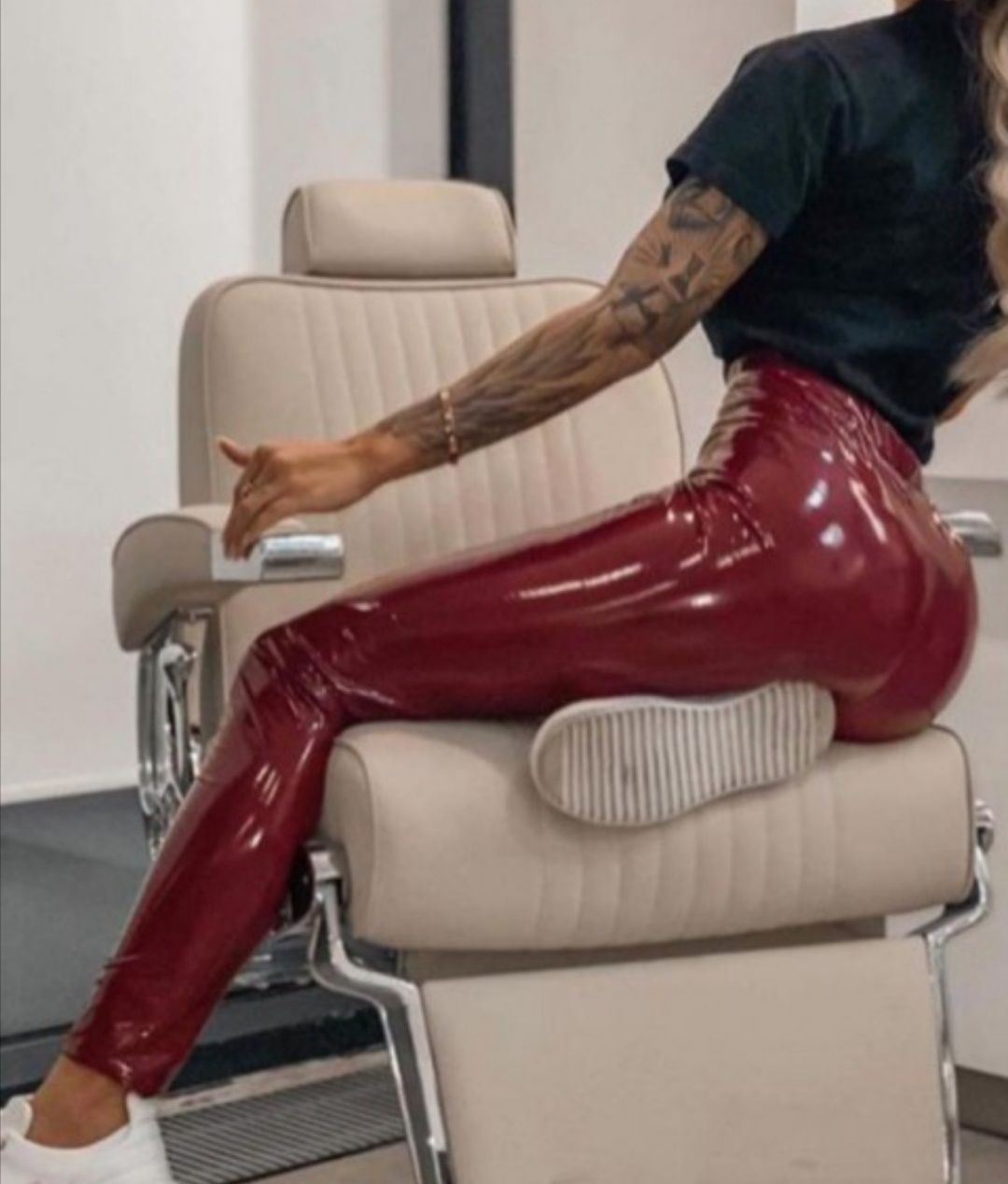 Leginsy latex wiśnia  wysyłka gratis