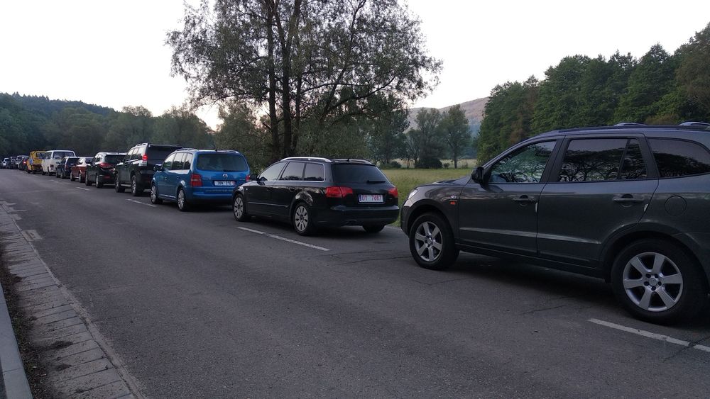 Виїздний водій, Перегін авто закордон через кордон..  Виїздний водій