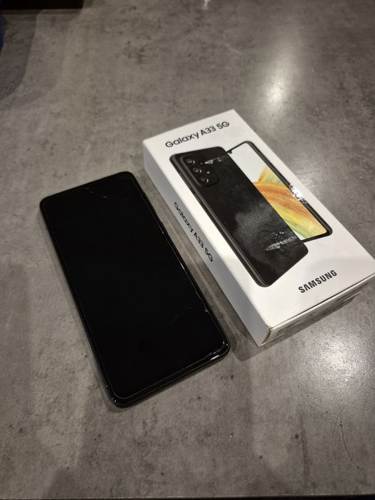Tel Samsung A 33 5G ,etui Guess