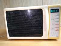 Kuchenka mikrofalowa mikrofalówka Panasonic NN-K257W NIESPRAWNA