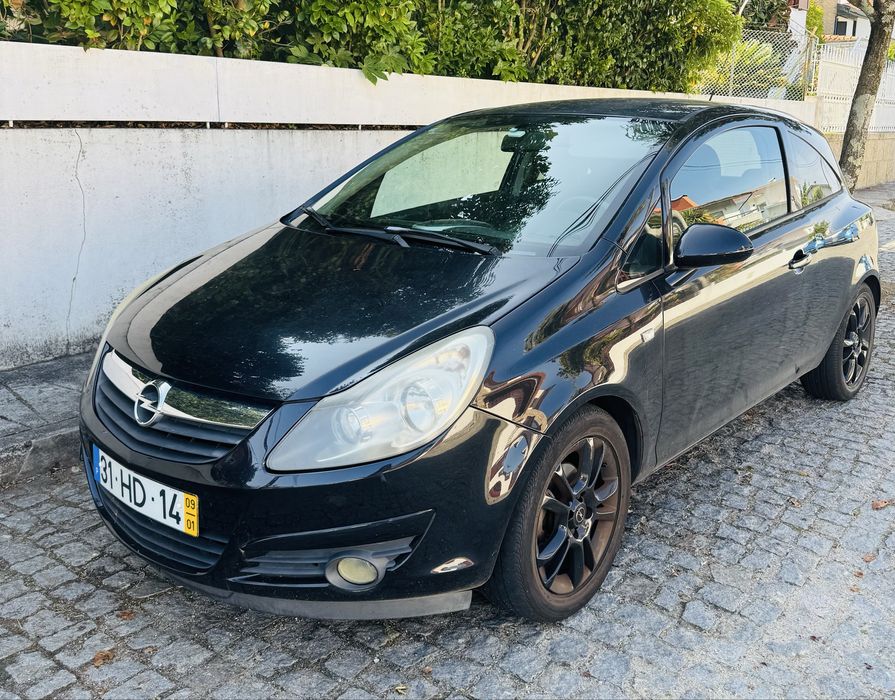Opel corsa black edition