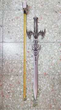Espada em aço com 64 cm