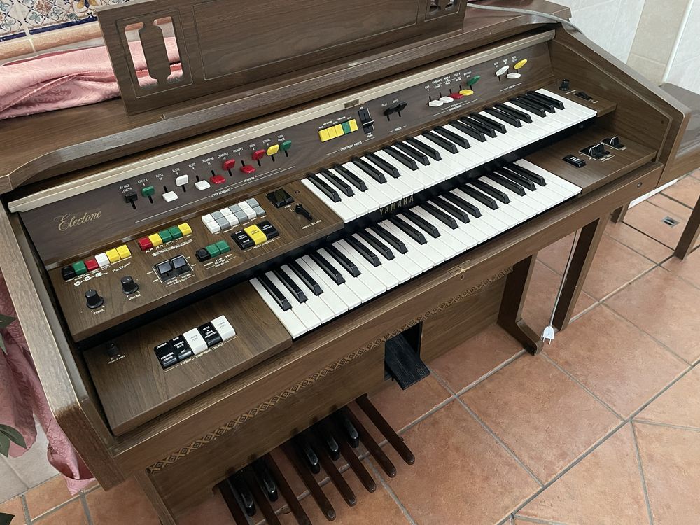 Orgão Litúrgico YAMAHA Electone