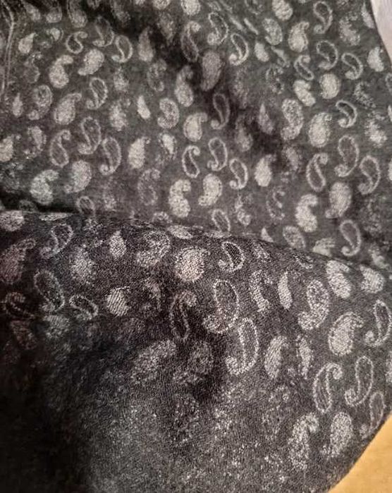 Szal ,szlik L180 cm, B 45 cm 90% dziewiczej wełny, 10% jedwabiu