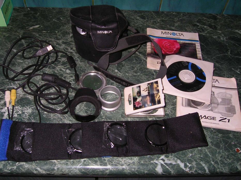 Minolta Dimage Z1 pełen zestaw