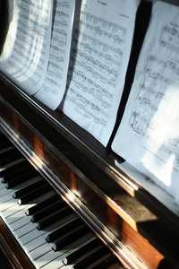 Nauka gry na pianinie/rytmika/ teoria muzyki/kształcenie słuchu