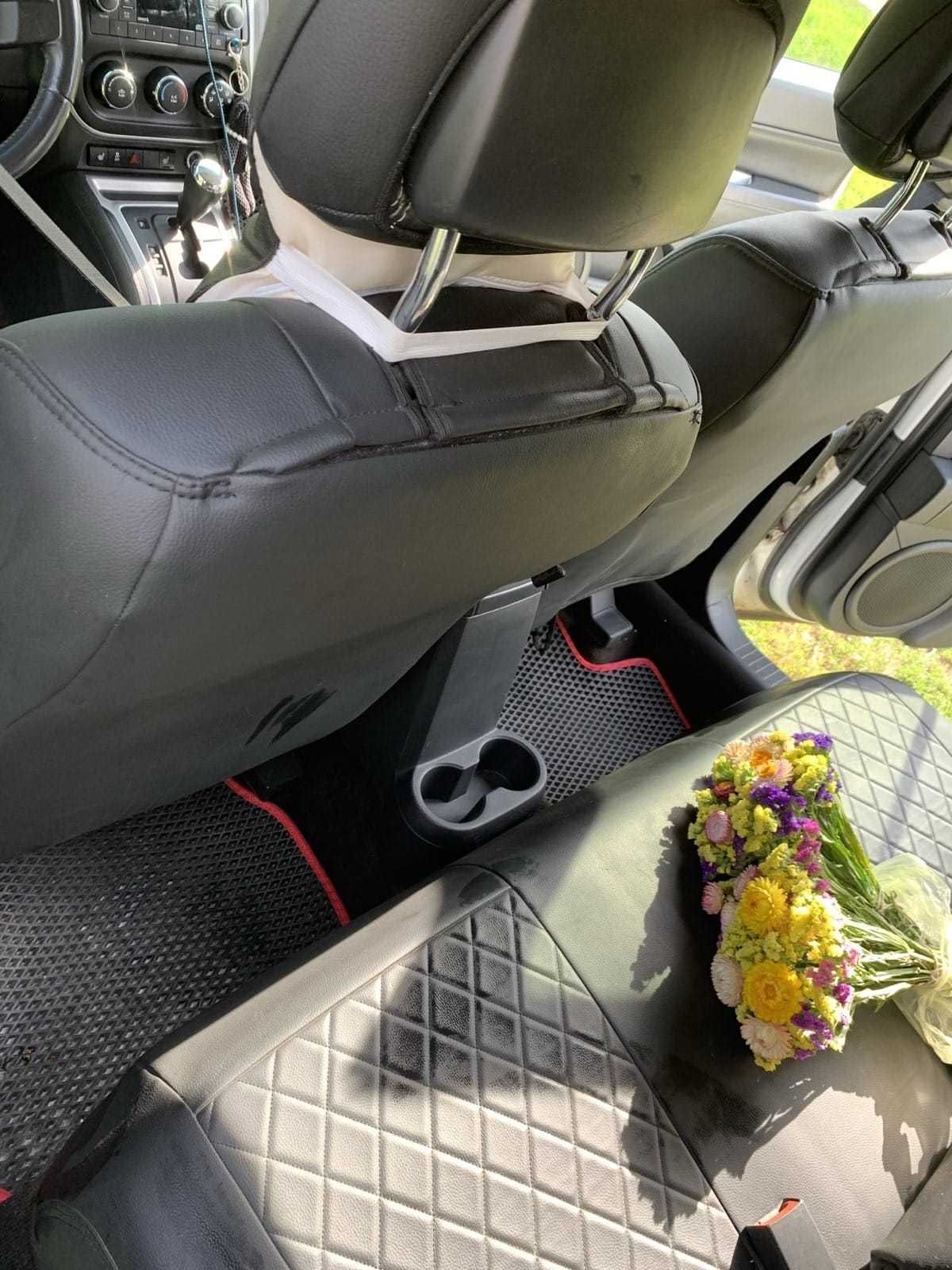 Продам Jeep Compass