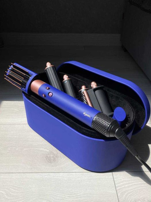 Новий фен-стайлер Dyson Airwrap HS 05 (Blue/Rose)