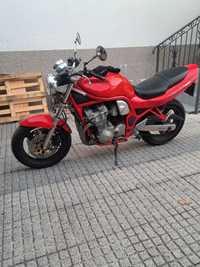 Suzuki Bandit 600