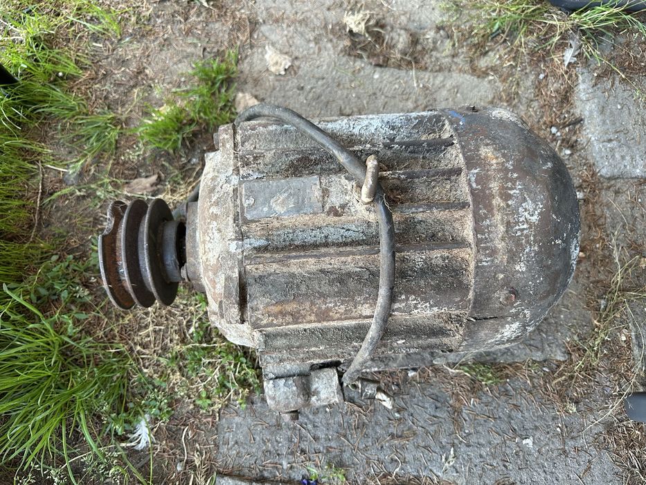 Silnik trójfazowy