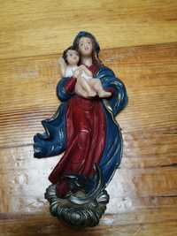 Figurka Matki Boskiej z dzieckiem