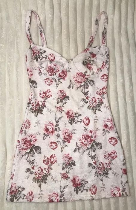 Платье в цветы.сарафан мини в цветочки