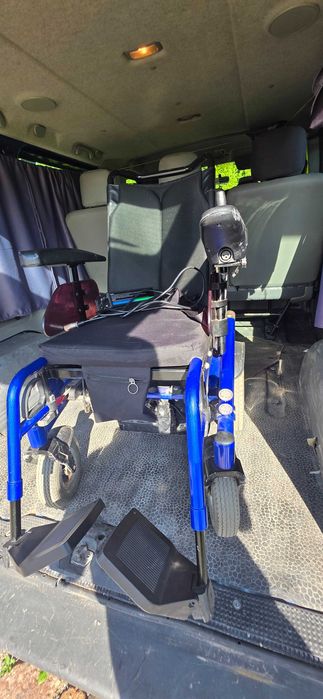 Wozek inwalidzki elektryczny