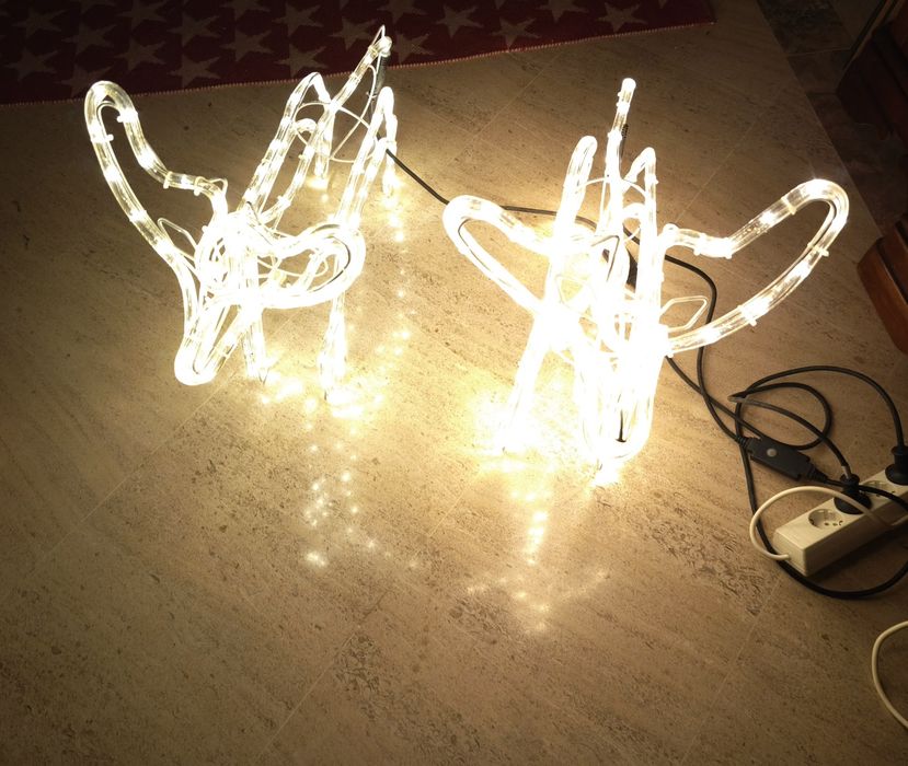 Decoração de Natal - Rena eléctrica para interior ou exterior