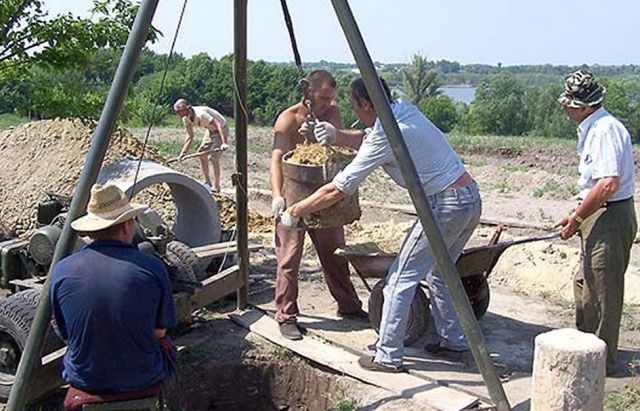 Копаємо криниці колодязь чистка копка  колодец септик