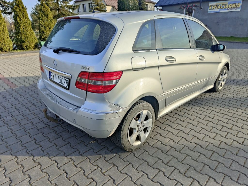 Mercedes b170 w245