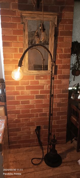 Lampa stojąca metalowa industrial