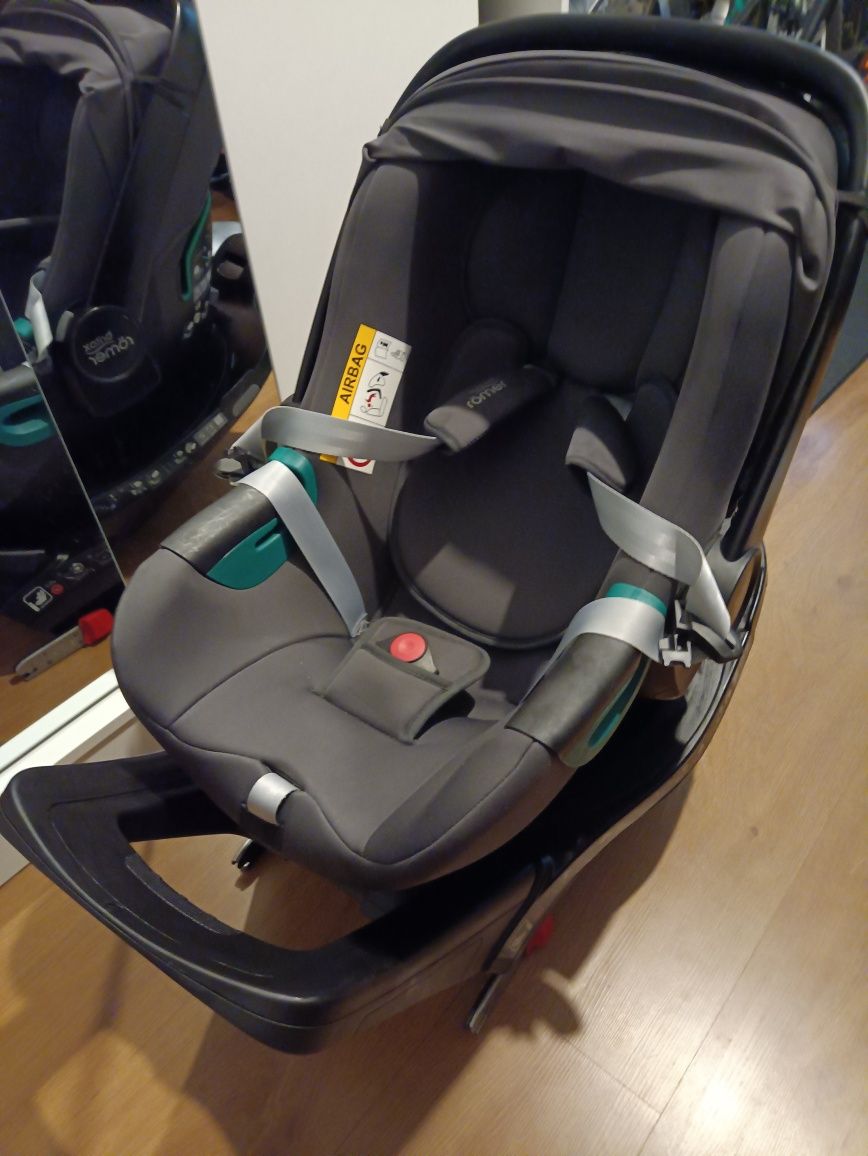 Baza + nosidło Britax Romer baby-safe 3 i-size Gwarancja