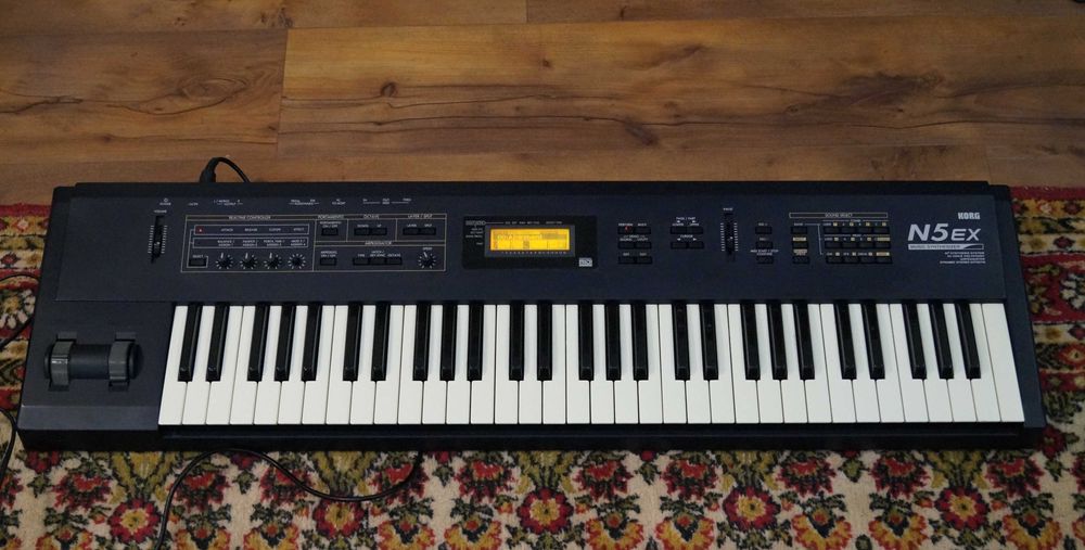 Музичний сінтезатор  KORG N5ex