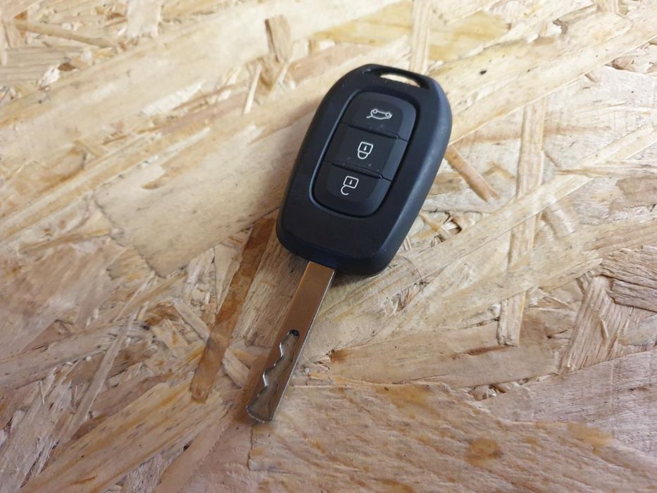 Chave / comando DACIA Sandero III
