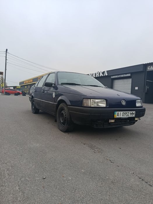 Пасат б3 в акуратному стані 1.6