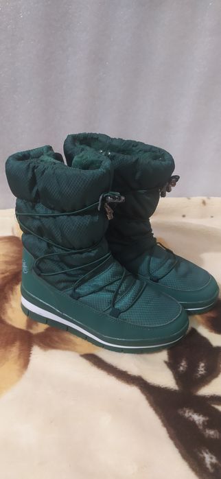 Дутики жіночі нові