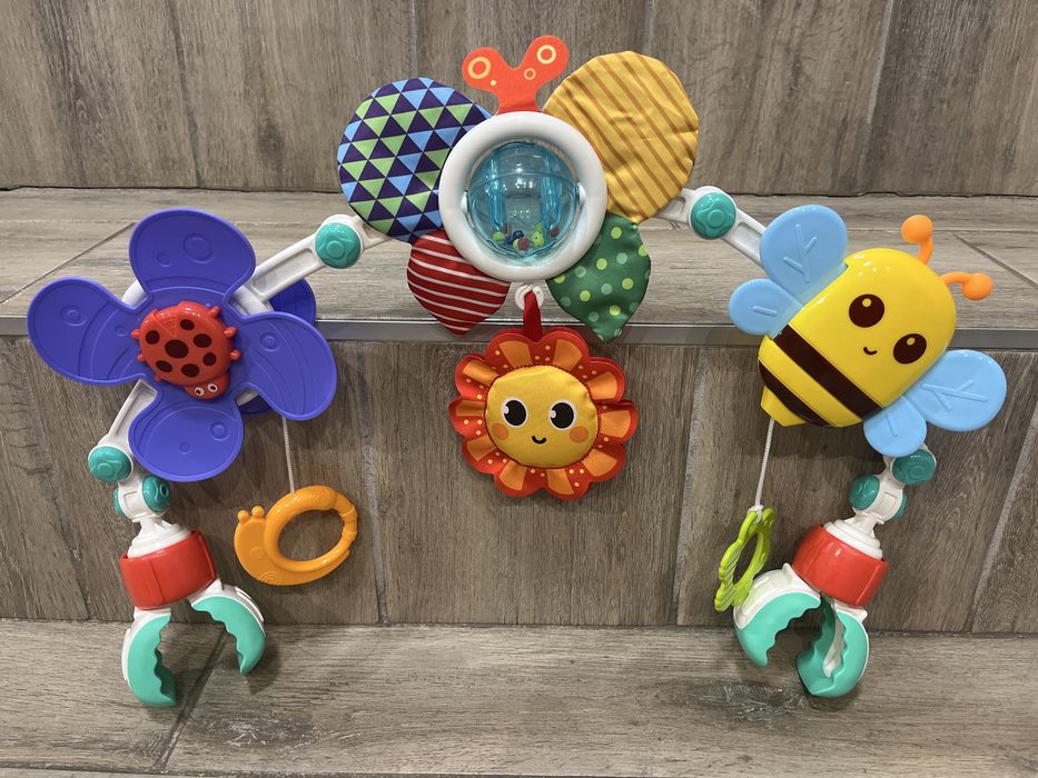 Брязкальце , дуга на коляску , автокрісло , шезлонг ,погремушка