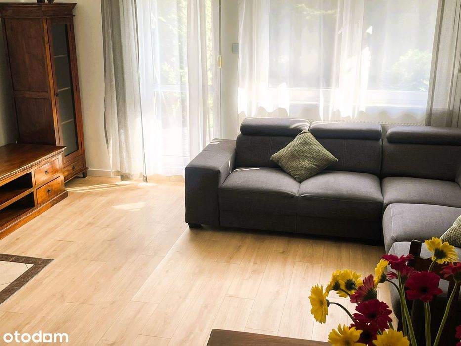 Przestronny, umeblowany dom, gotowy do zamieszkania