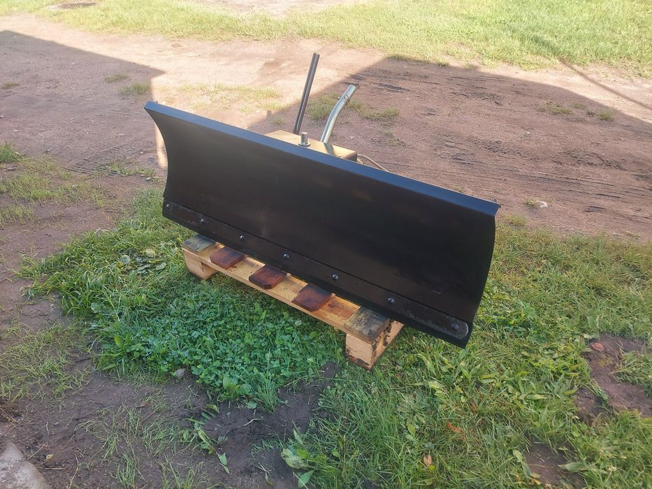 OKAZJA! Sprzedam tanio pług,(lemiesz zgarniający)Tielburger TS 125