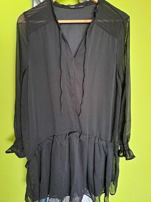 Zestaw sukienek - r. 42/44 (XL) - 6 szt.