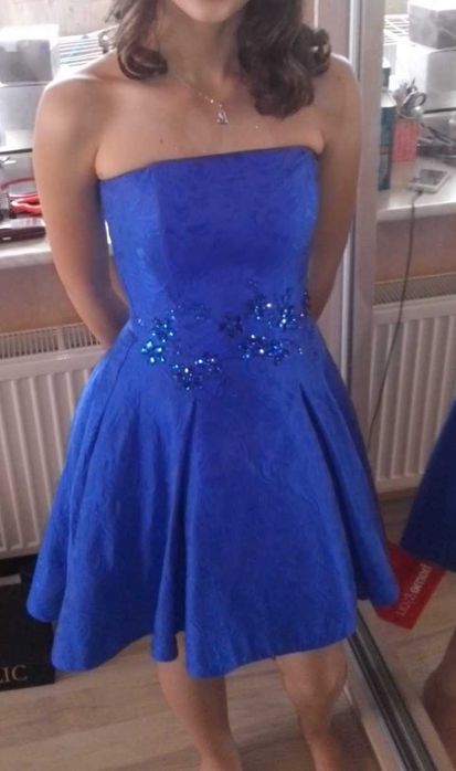 Красивое нарядное платье размер 40-42