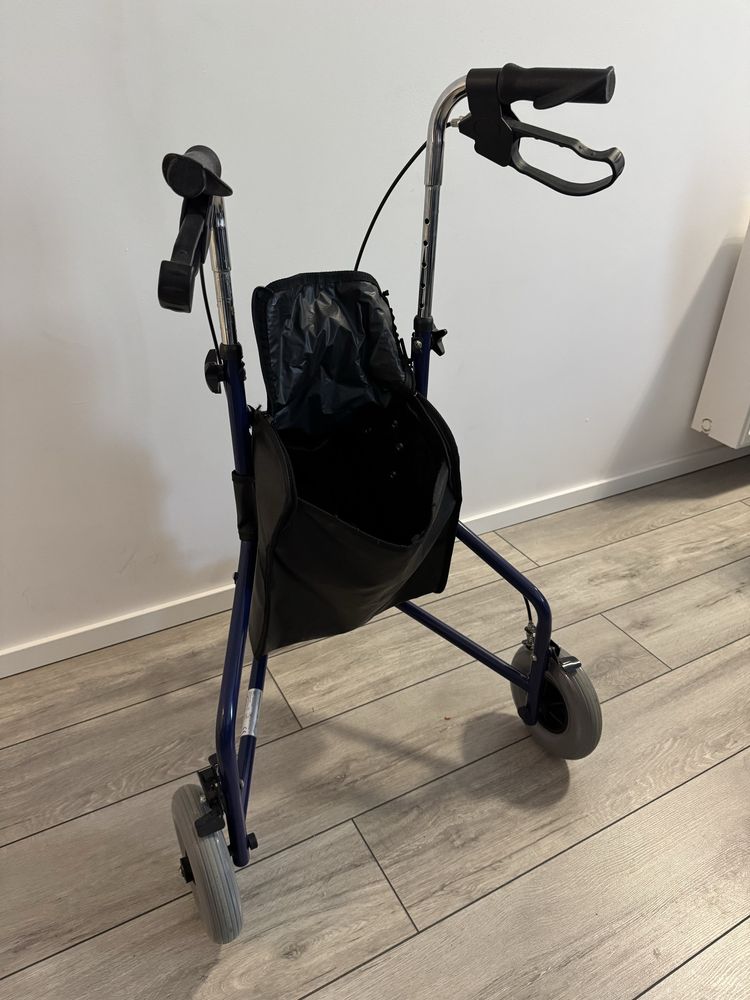 Chodzik rehabilitacyjny trójkołowy balkonik podpórka z torbą