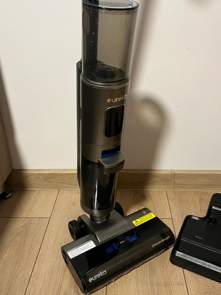 Bezprzewodowy odkurzacz na sucho i mokro EUREKA NEW430BL