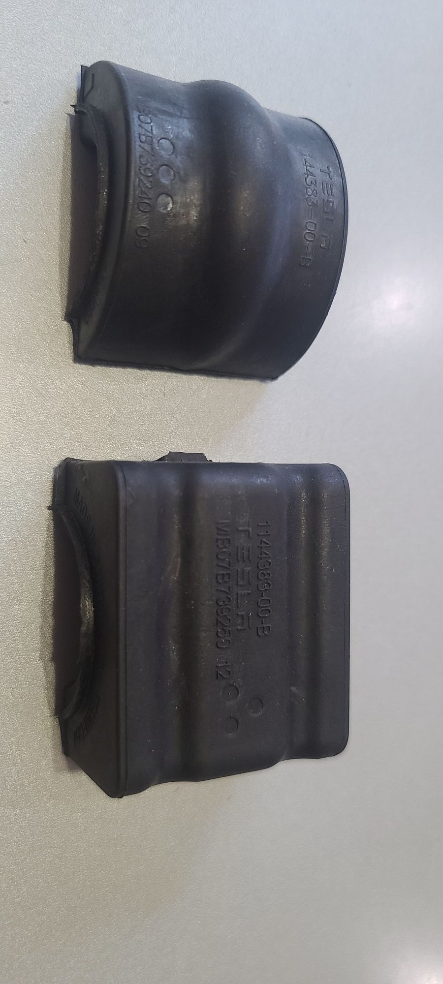 Фтулка стабилизатора переднего и заднего Tesla 3/Y 1144383-00-B