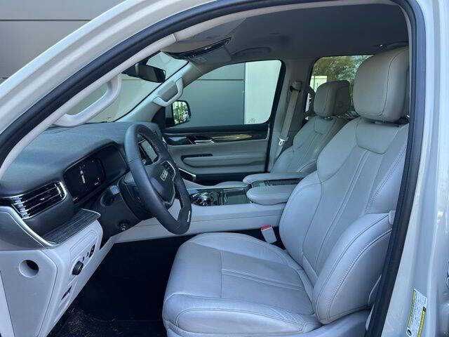 2022 Jeep Wagoneer Series II