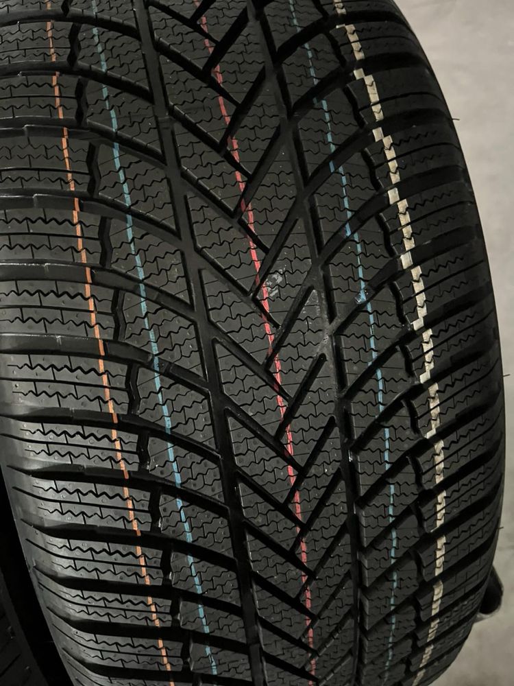 255/45/20+235/50/20 R20 Bridgestone Blizzak LM005 4шт нові зима