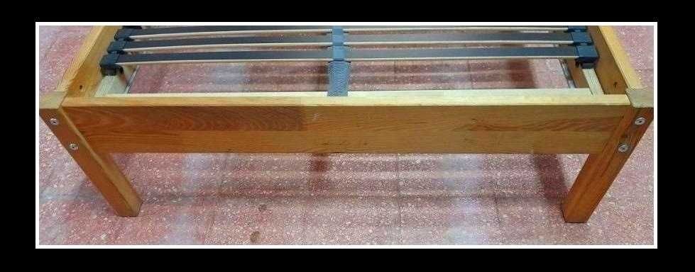 Cama de Solteiro IKEA