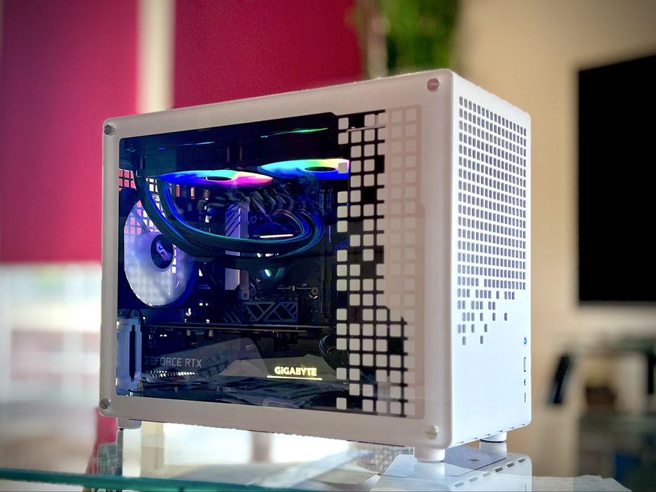 Kompaktowy Gaming PC i5 12400F AiO RTX3070 1TB NVMe WiFi BT ARGB GWAR