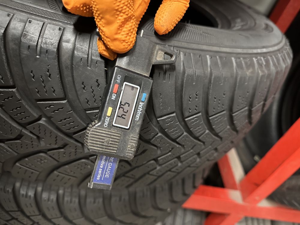 Opony 215/65/17 Falken Eurowinter HS01 SUV zimowe zima 2szt 2x