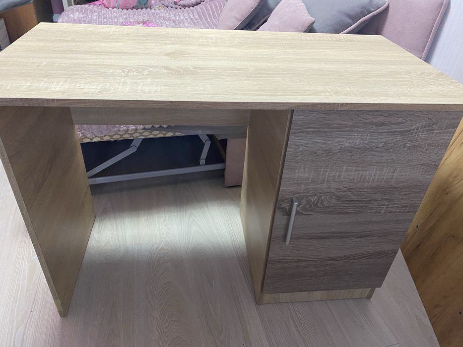 Продам письмовий стіл