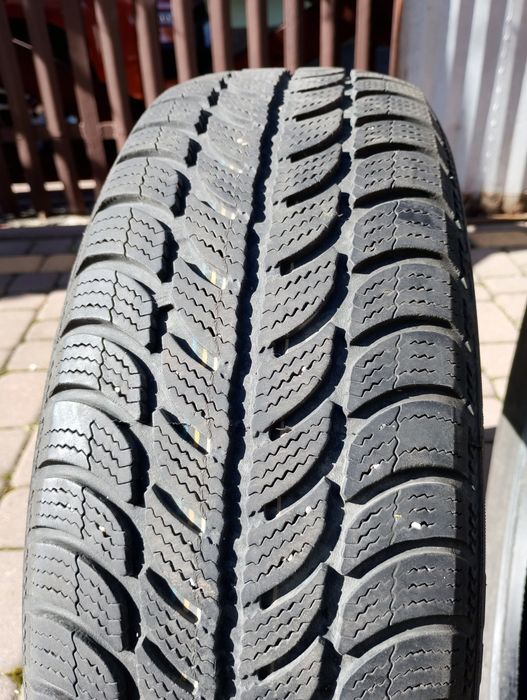 Dwie opony zimowe Sava Eskimo S3+