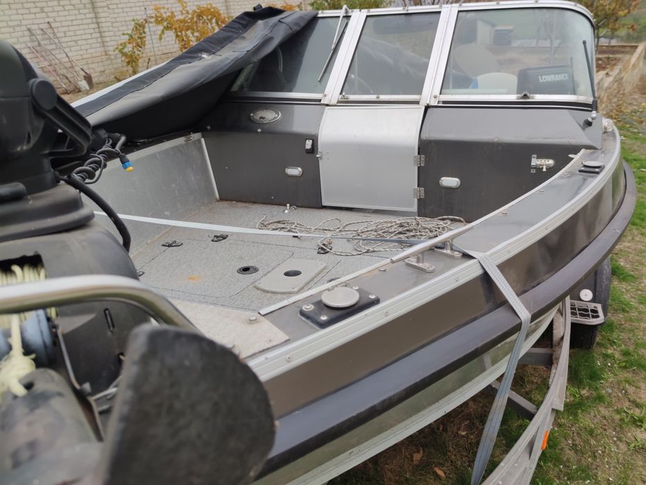 Катер Finval 500.