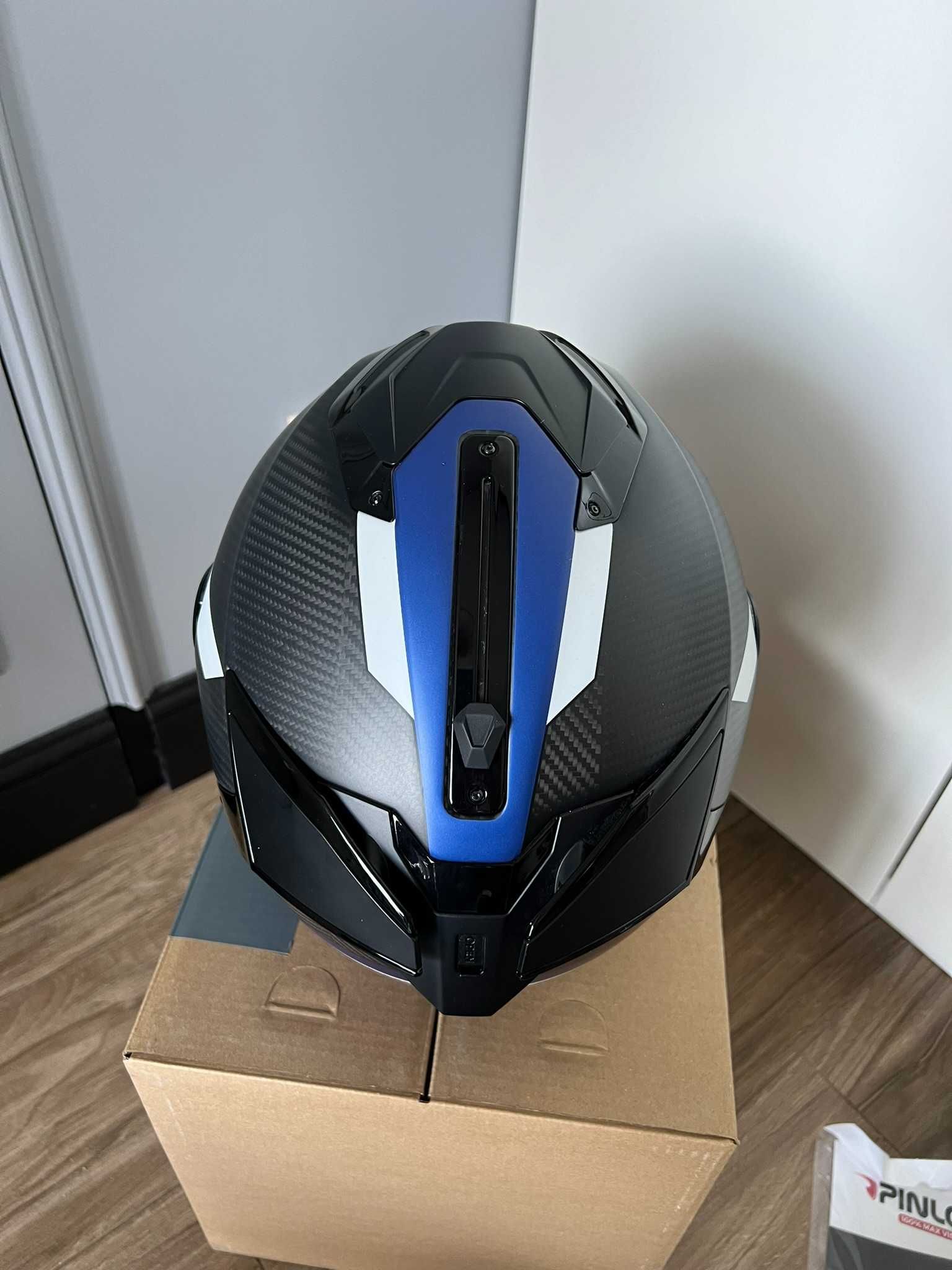 Kask BMW XOMO CARBON rozm. M 57/58  kolor - Machine  **NOWY** Okazja**