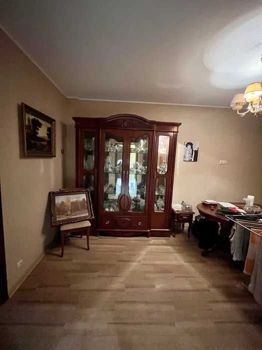 Продаю 4-к  Героев Труда, метро Салтовская, 522 микр-н