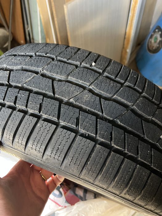Резина зимова нова Continental 235/40 r 18